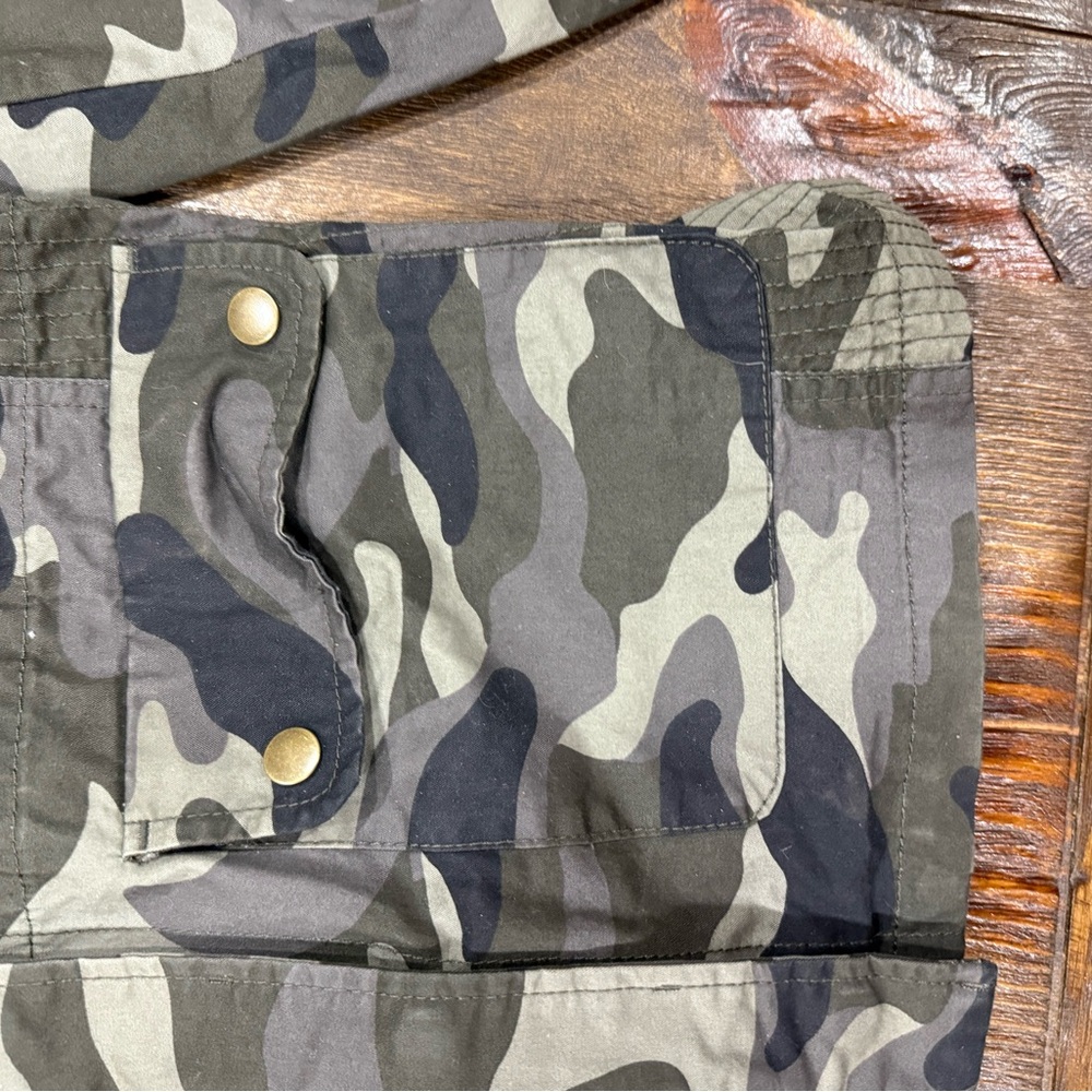 Camouflage Women's Jacket - Picture 6 of 10